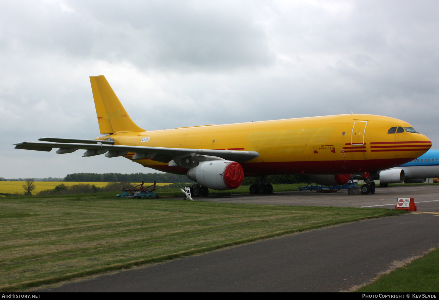 Aircraft Photo of EI-OZI | Airbus A300B4-203(F) | AirHistory.net #443371