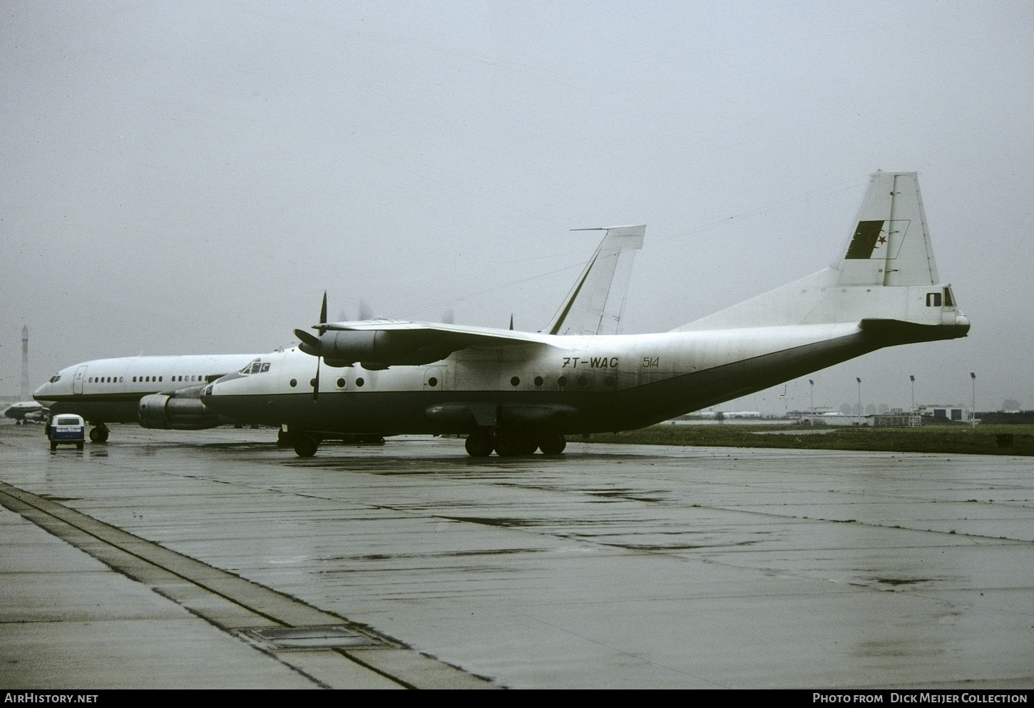 Aircraft Photo of 7T-WAC / 514 | Antonov An-12B | Algeria - Air Force | AirHistory.net #443410