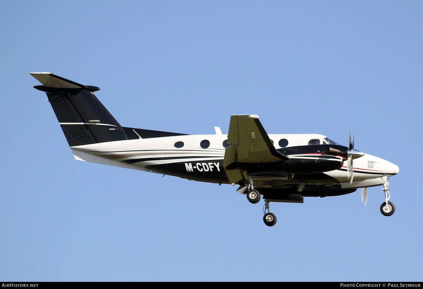 Aircraft Photo of M-CDFY | Raytheon B200 King Air | AirHistory.net #443502