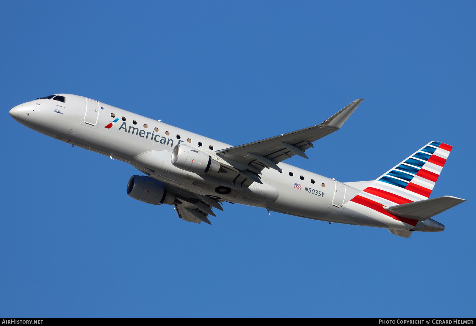 Aircraft Photo of N503SY | Embraer 175LR (ERJ-170-200LR) | American Eagle | AirHistory.net #443558