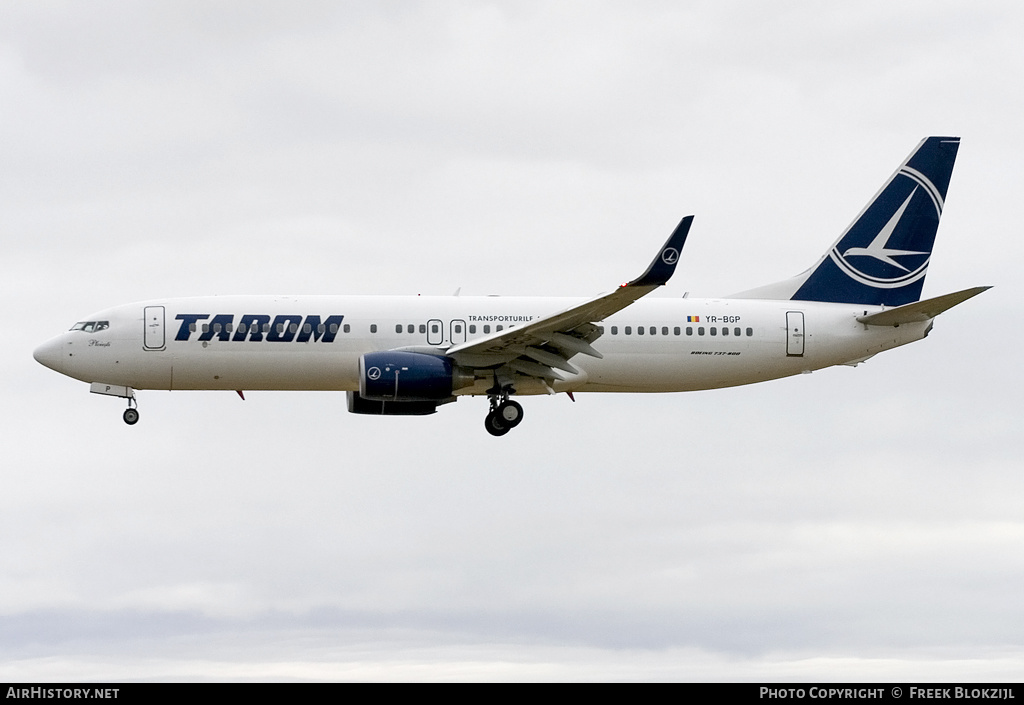 Aircraft Photo of YR-BGS | Boeing 737-8GJ | TAROM - Transporturile Aeriene Române | AirHistory.net #443637