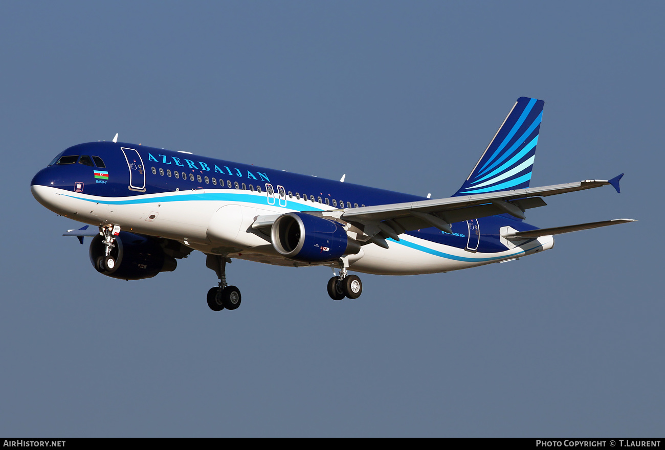 Aircraft Photo of 4K-AI07 | Airbus A320-214 | Azerbaijan Airlines - AZAL - AHY | AirHistory.net #443639