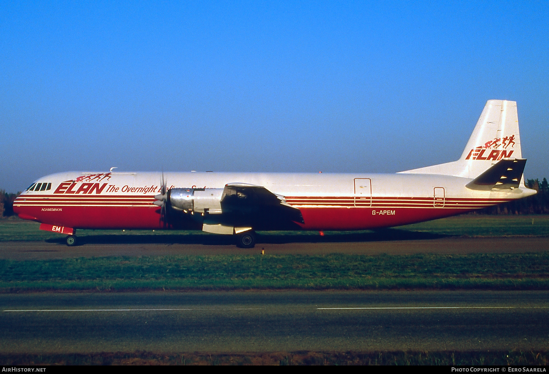 Aircraft Photo of G-APEM | Vickers 953C Merchantman | Elan Overnight Delivery System | AirHistory.net #443641