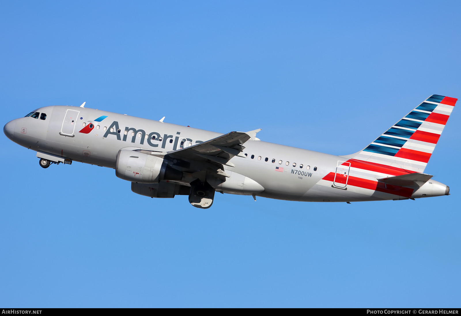 Aircraft Photo of N700UW | Airbus A319-112 | American Airlines | AirHistory.net #443644