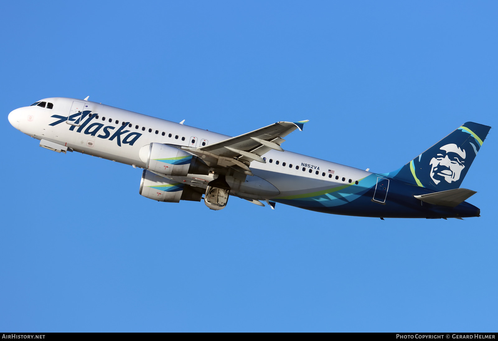 Aircraft Photo of N852VA | Airbus A320-214 | Alaska Airlines | AirHistory.net #443692