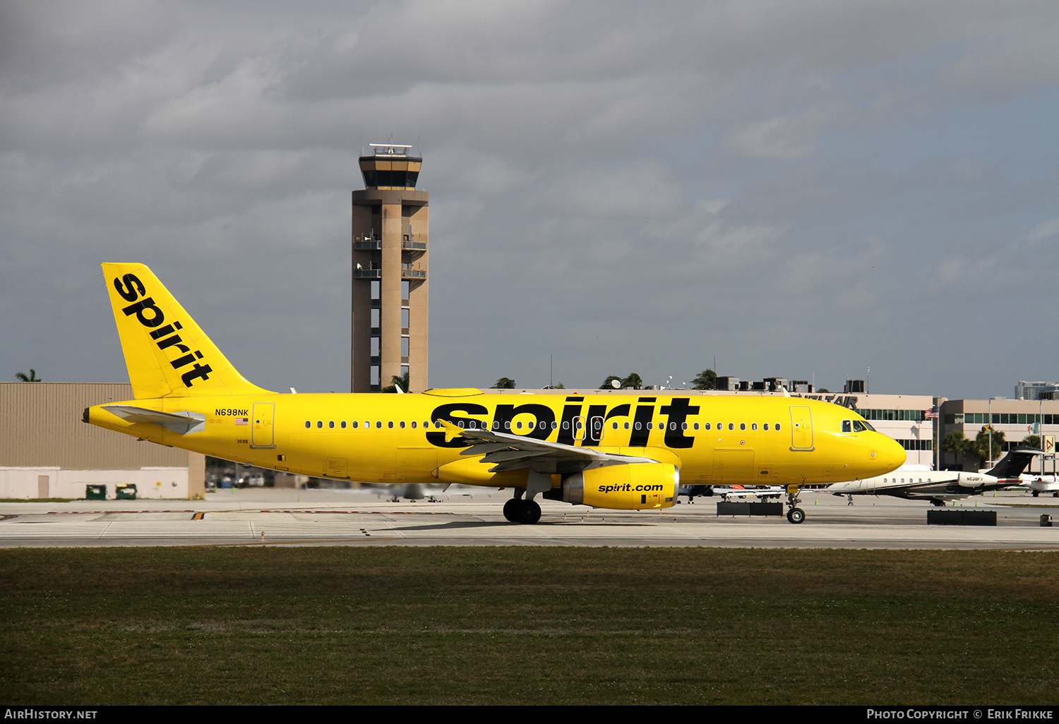 Aircraft Photo of N698NK | Airbus A320-232 | Spirit Airlines | AirHistory.net #443712