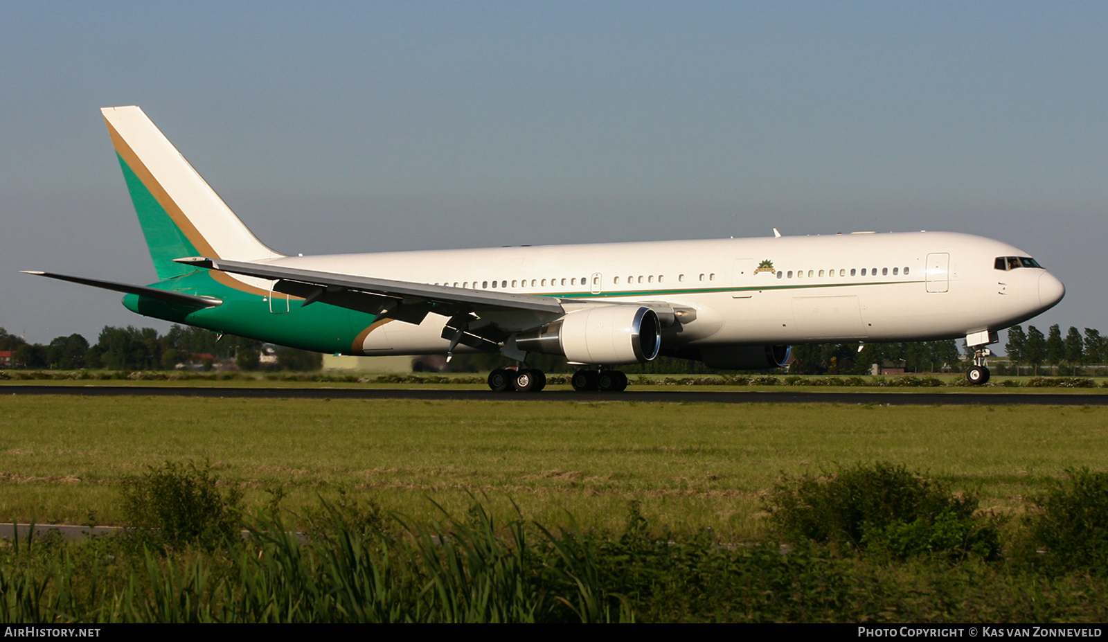 Aircraft Photo of VP-BKS | Boeing 767-3P6/ER | AirHistory.net #443723