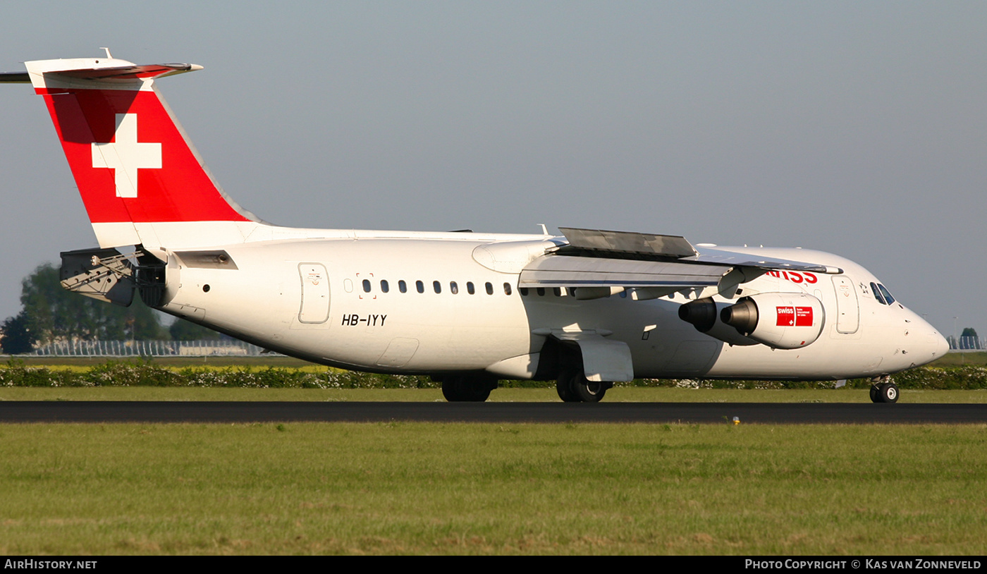 Aircraft Photo of HB-IYY | British Aerospace Avro 146-RJ100 | Swiss International Air Lines | AirHistory.net #443739