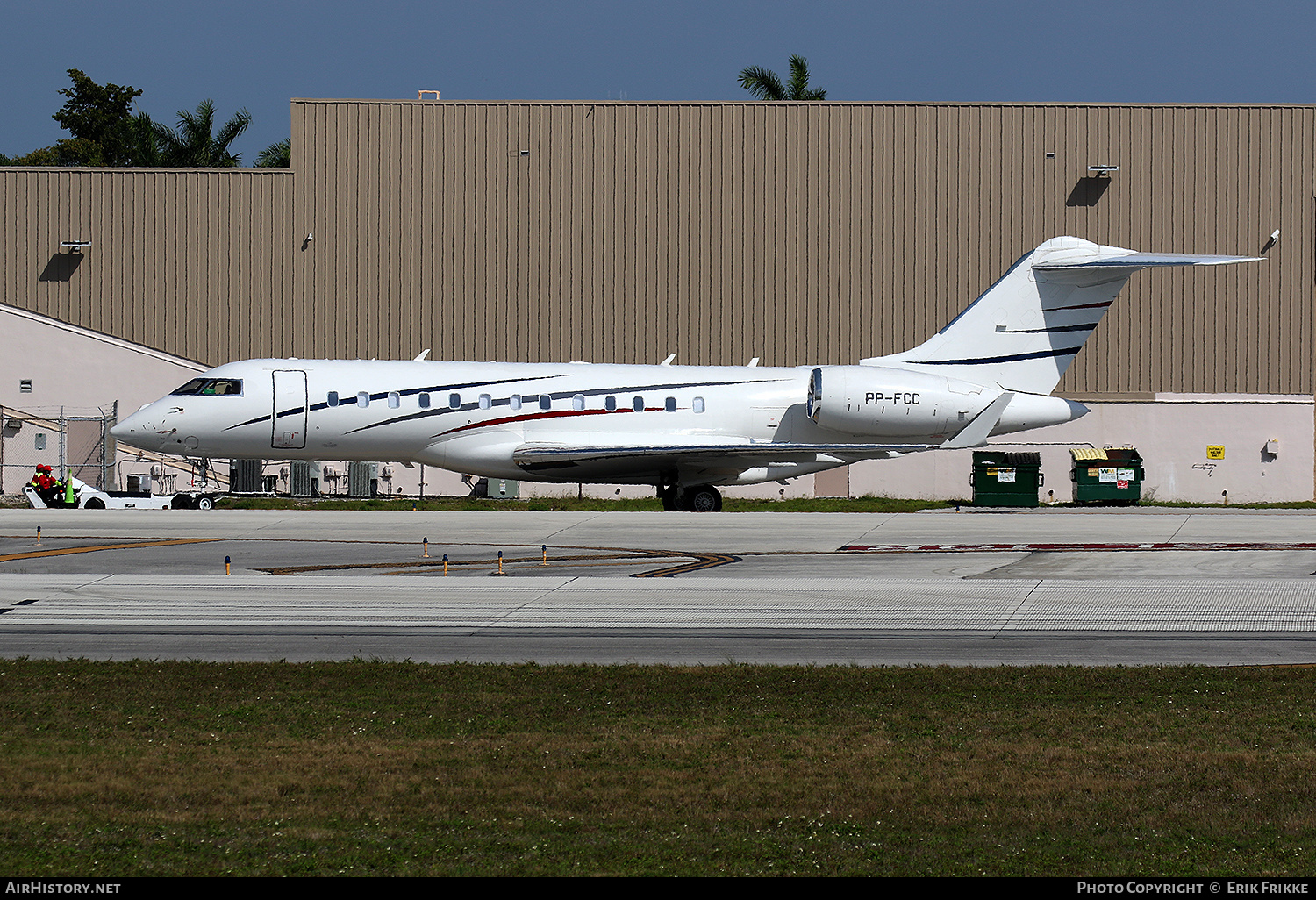 Aircraft Photo of PP-FCC | Bombardier Global 6000 (BD-700-1A10) | AirHistory.net #443858