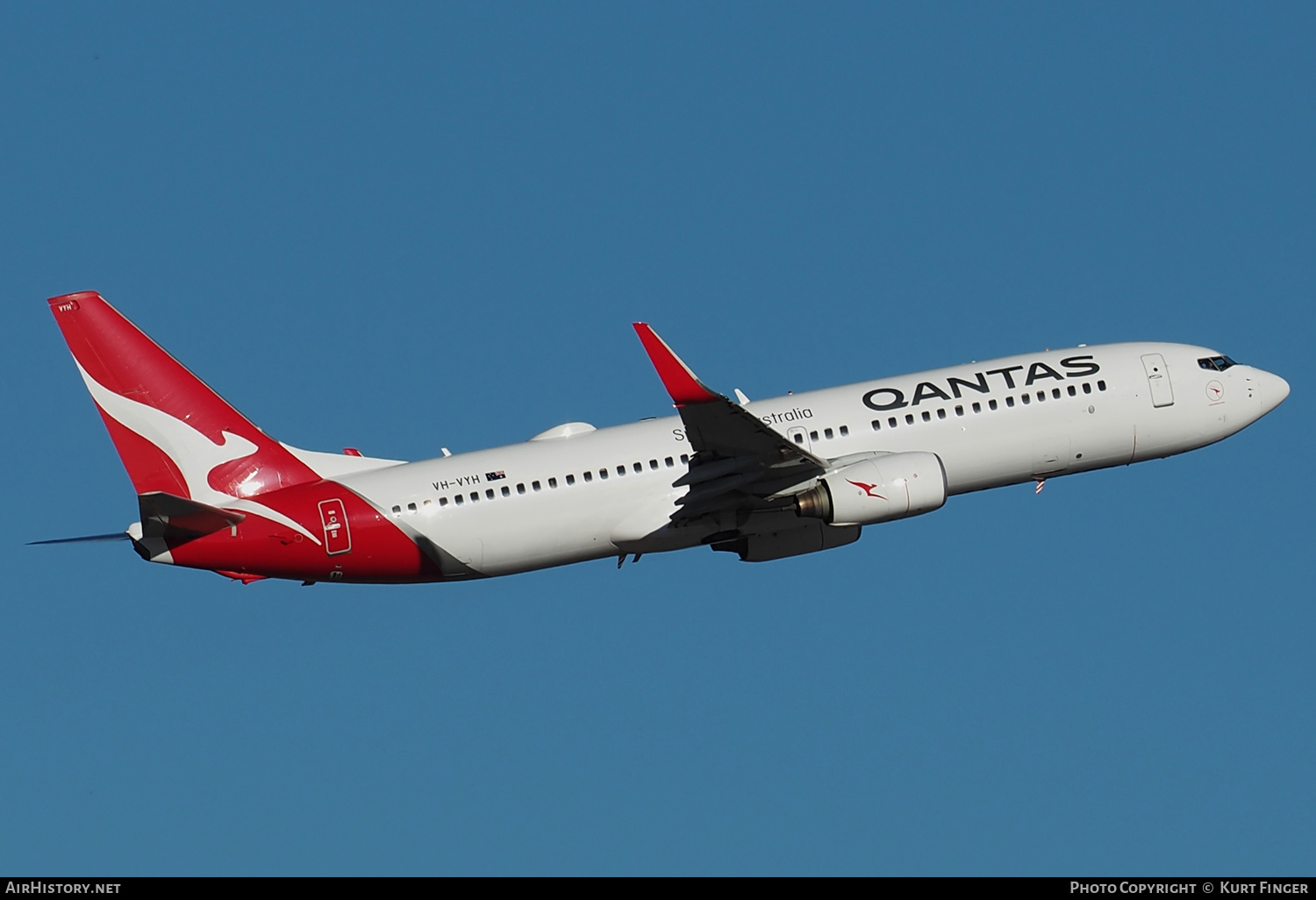 Aircraft Photo of VH-VYH | Boeing 737-838 | Qantas | AirHistory.net #443914