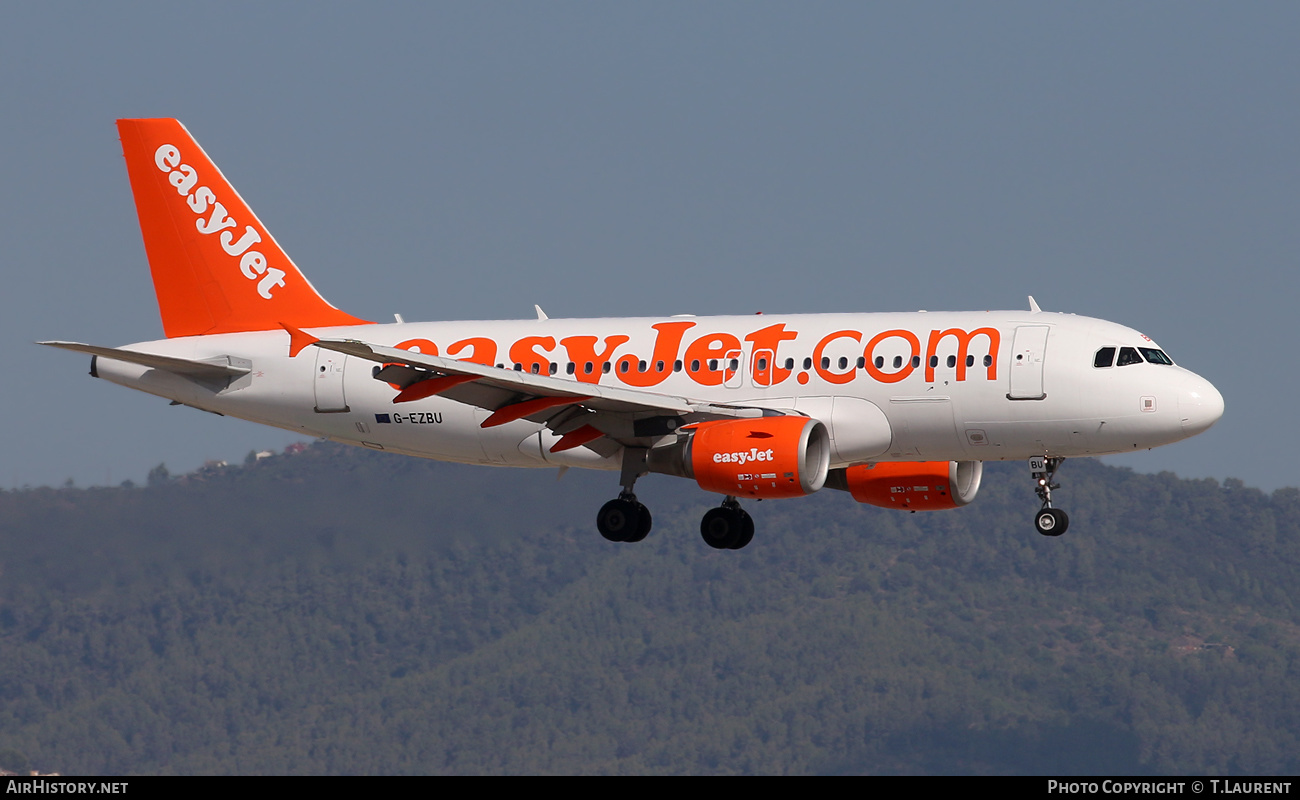 Aircraft Photo of G-EZBU | Airbus A319-111 | EasyJet | AirHistory.net #444023