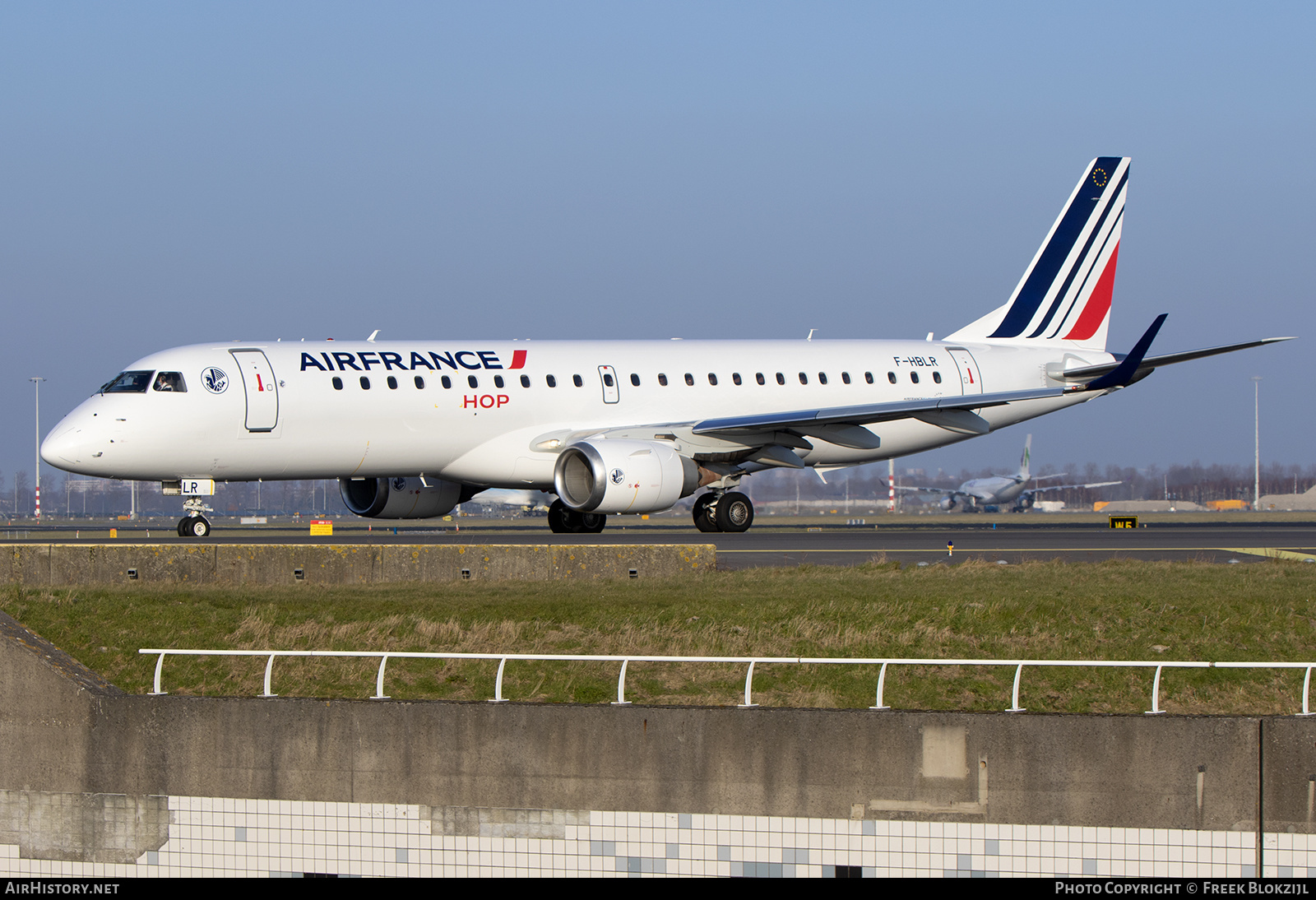 Aircraft Photo of F-HBLR | Embraer 190STD (ERJ-190-100STD) | Air France | AirHistory.net #444074