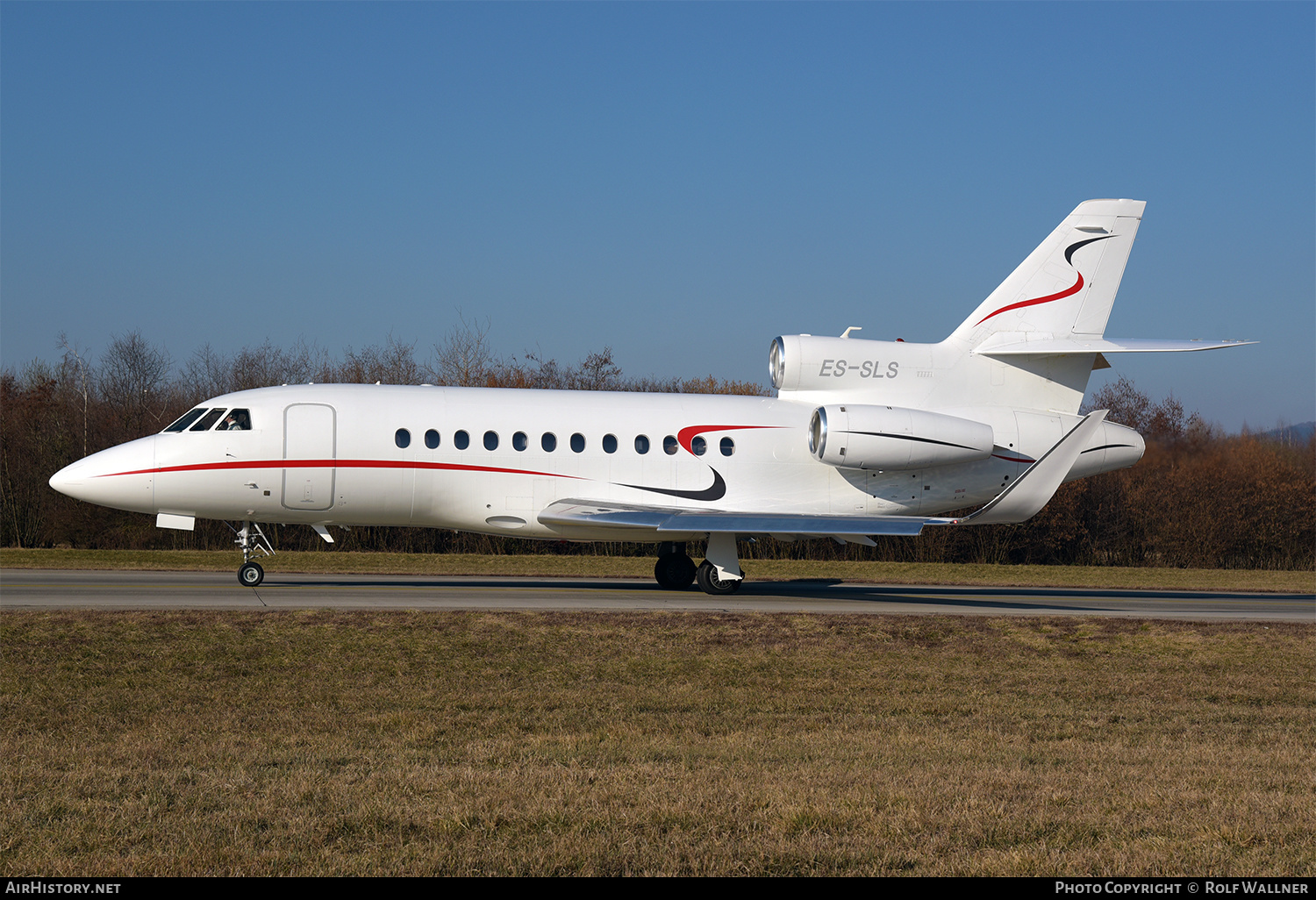 Aircraft Photo of ES-SLS | Dassault Falcon 900LX | AirHistory.net #444128