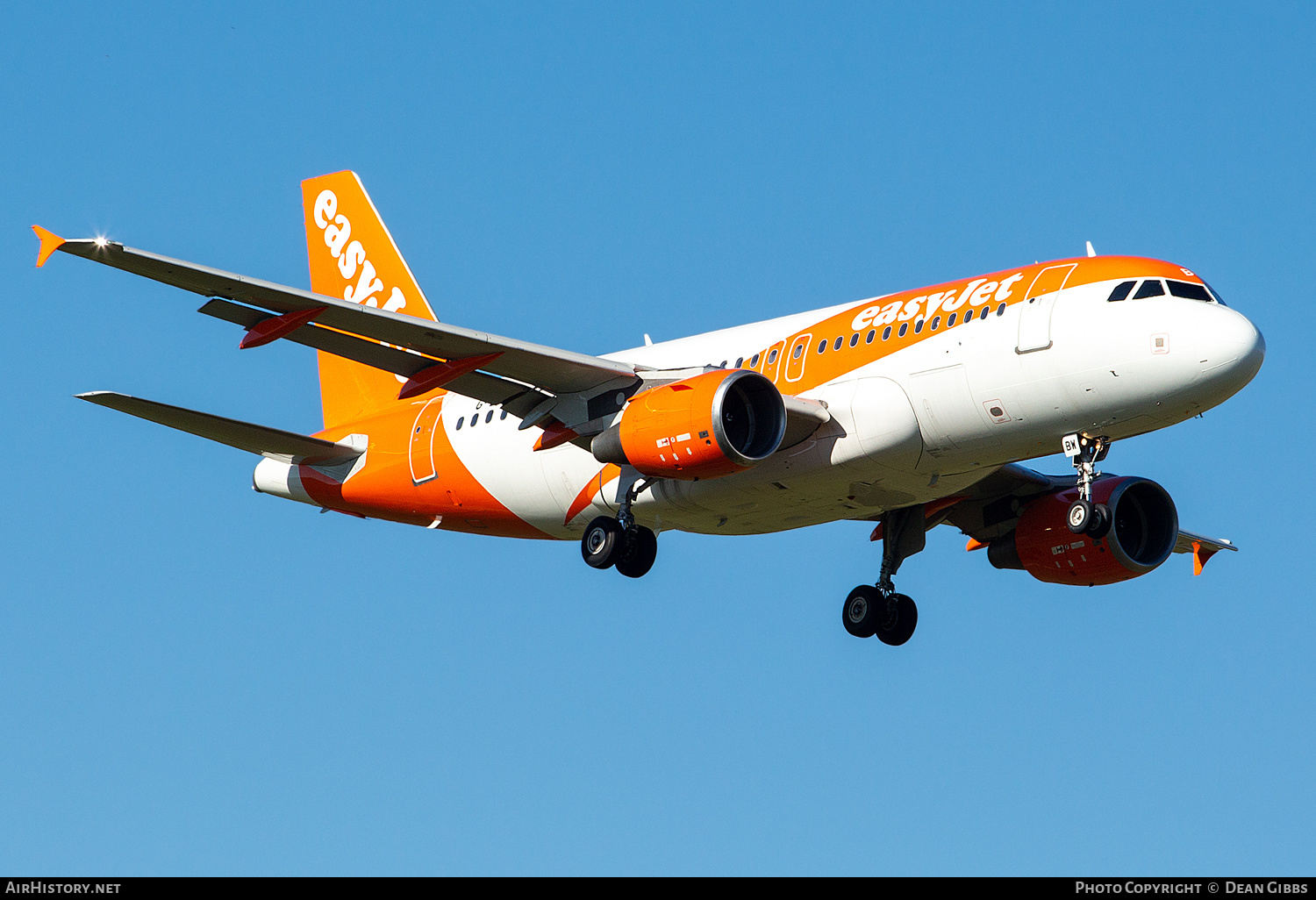 Aircraft Photo of G-EZBW | Airbus A319-111 | EasyJet | AirHistory.net #444218