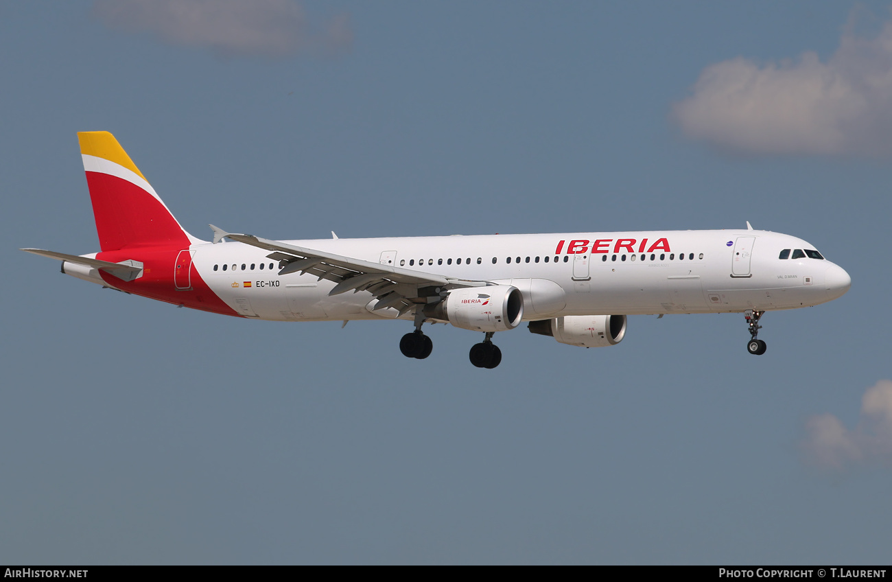 Aircraft Photo of EC-IXD | Airbus A321-211 | Iberia | AirHistory.net #444318