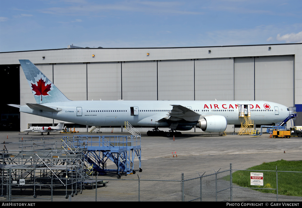 Aircraft Photo of C-FNNW | Boeing 777-333/ER | Air Canada | AirHistory.net #444357