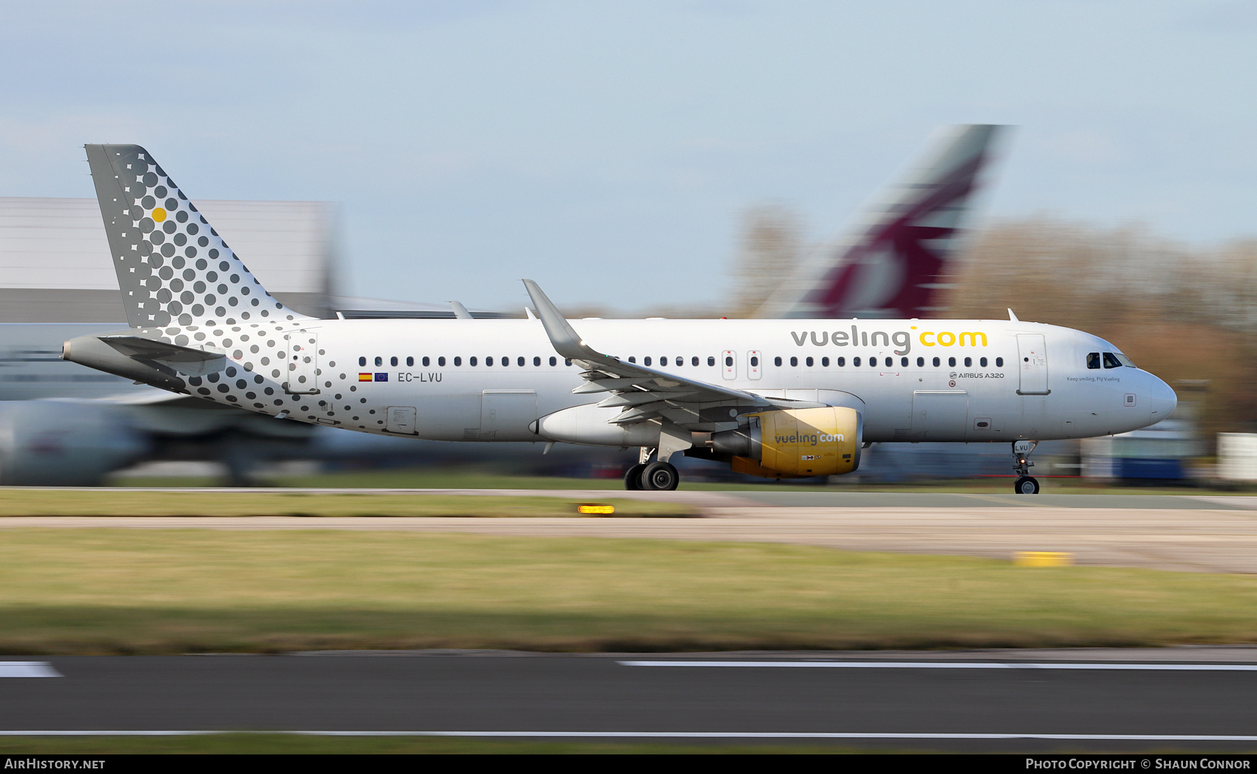 Aircraft Photo of EC-LVU | Airbus A320-214 | Vueling Airlines | AirHistory.net #444455