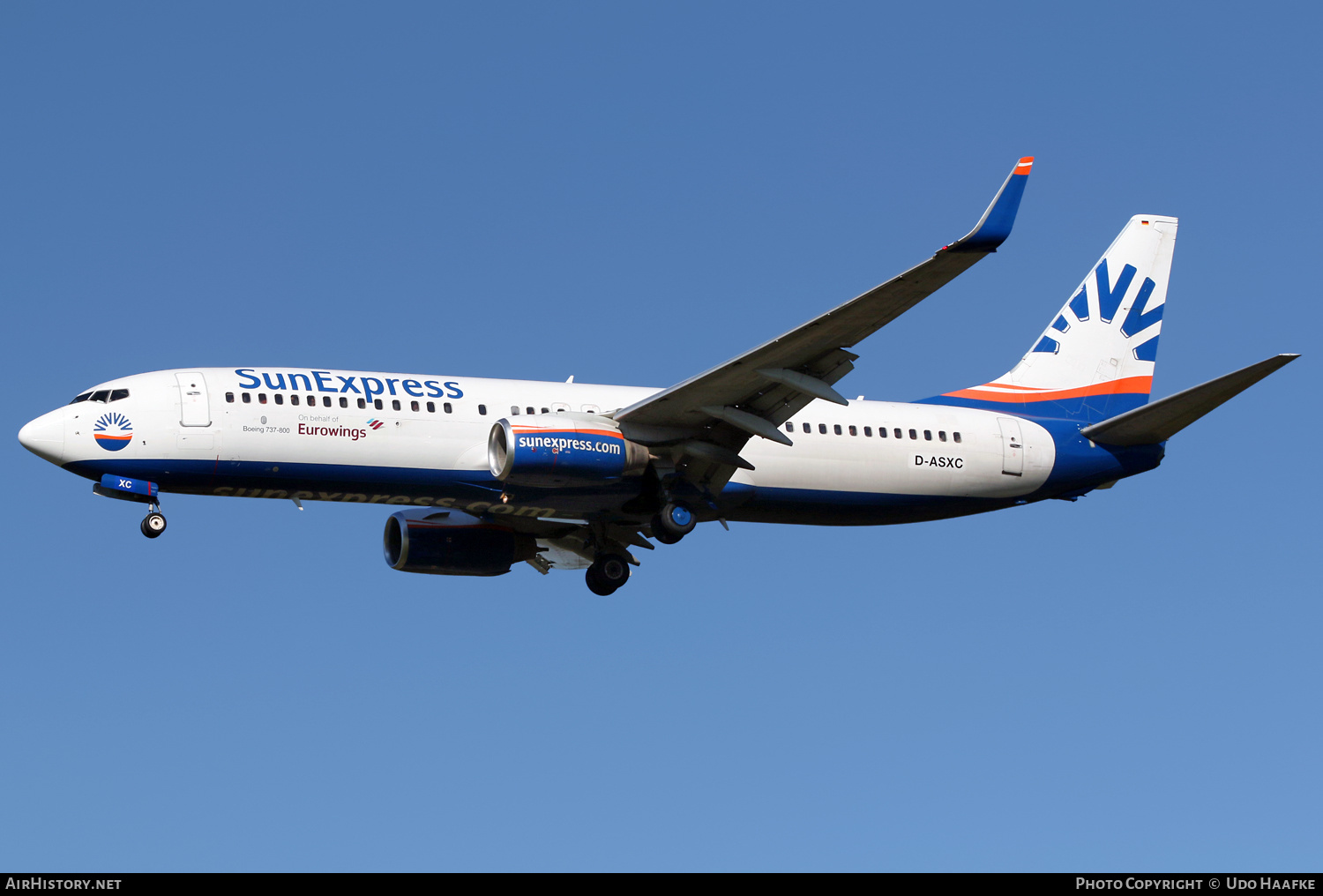 Aircraft Photo of D-ASXC | Boeing 737-86N | SunExpress | AirHistory.net #444474