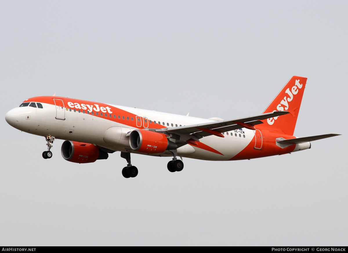 Aircraft Photo of OE-IZW | Airbus A320-214 | EasyJet | AirHistory.net #444495