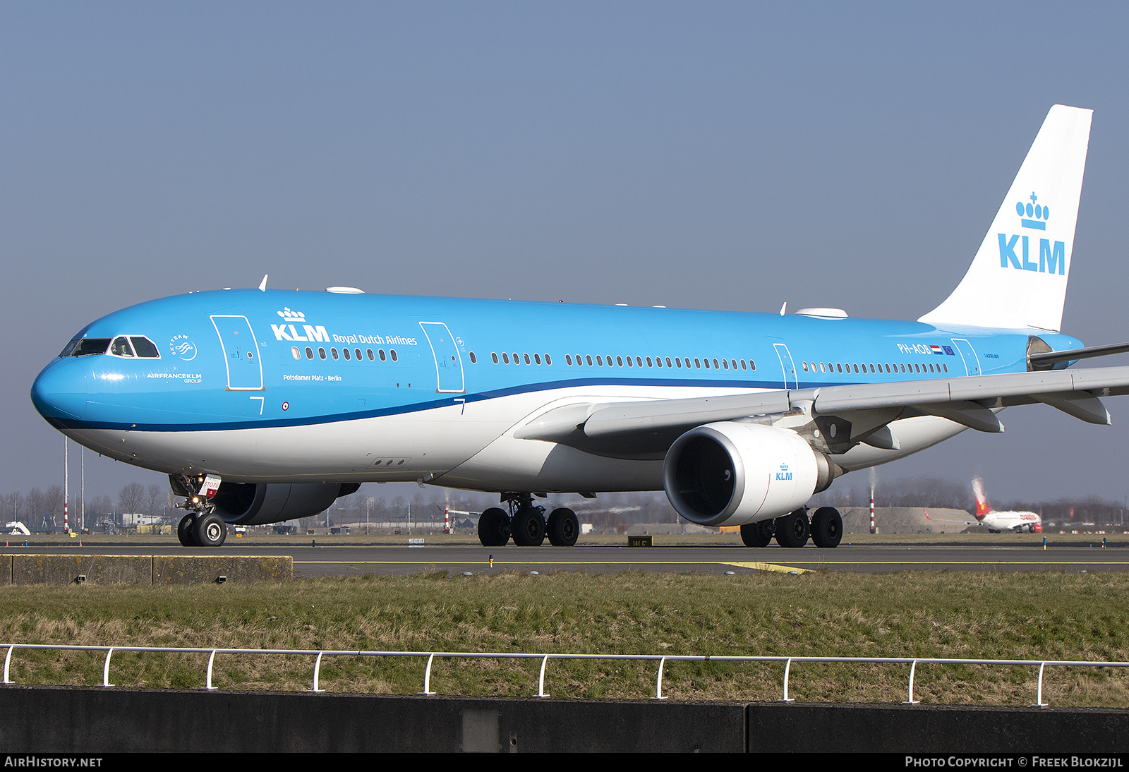 Aircraft Photo of PH-AOB | Airbus A330-203 | KLM - Royal Dutch Airlines | AirHistory.net #444497