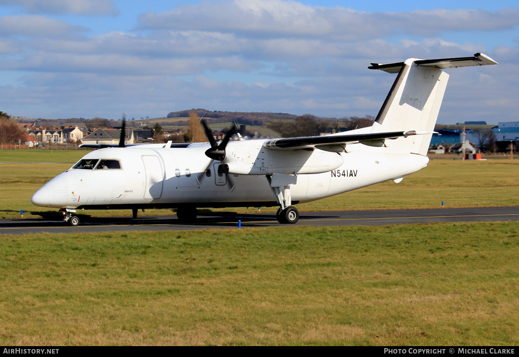 Aircraft Photo of N541AV | Bombardier DHC-8-201Q Dash 8 | AirHistory.net #444508
