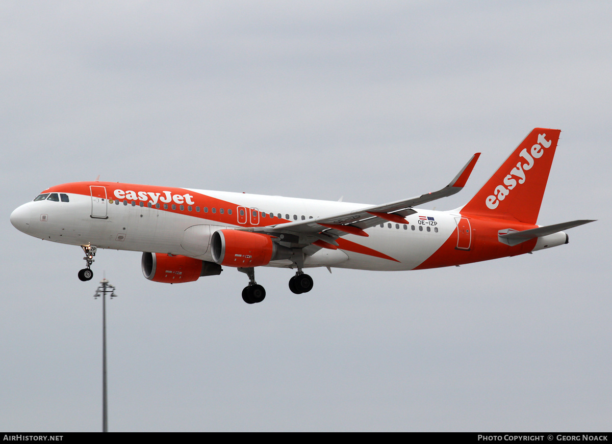 Aircraft Photo of OE-IZP | Airbus A320-214 | EasyJet | AirHistory.net #444578