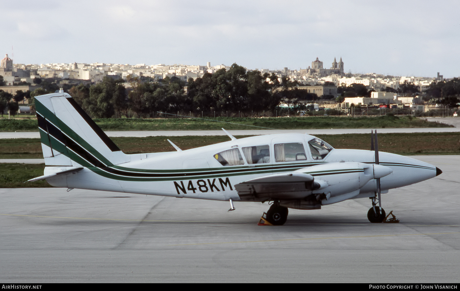 Aircraft Photo of N48KM | Piper PA-23-250 Aztec | AirHistory.net #444704