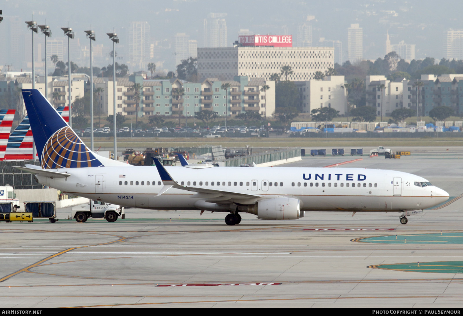 Aircraft Photo of N14214 | Boeing 737-824 | United Airlines | AirHistory.net #444755