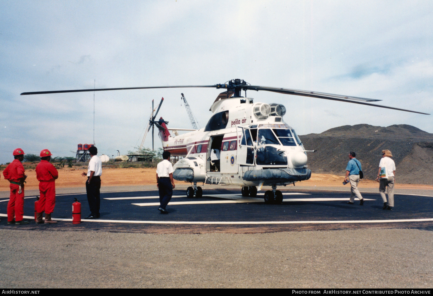 Aircraft Photo of PK-PHW | Aerospatiale SA-330F Puma | Pelita Air Service | AirHistory.net #444852