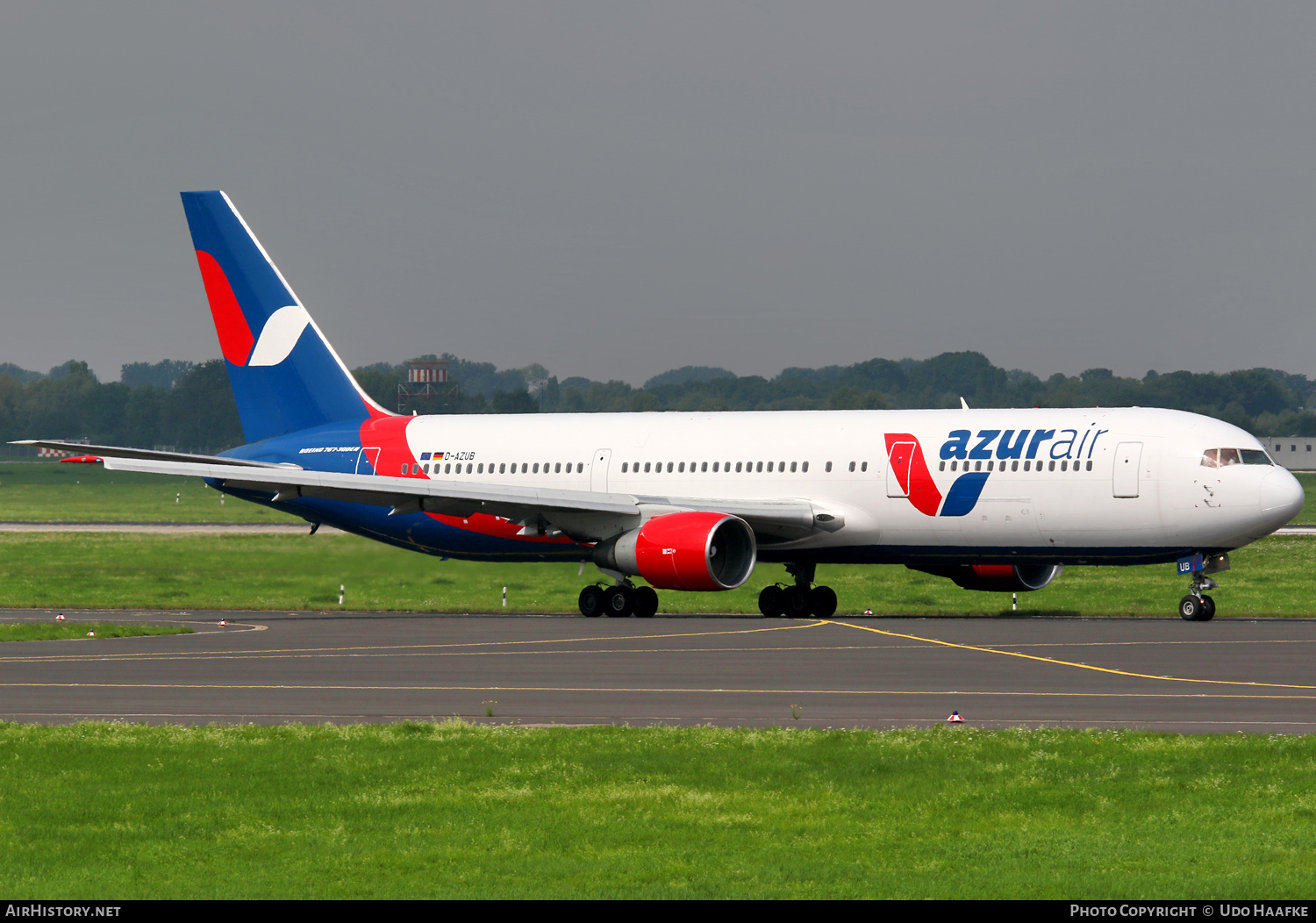 Aircraft Photo of D-AZUB | Boeing 767-37E/ER | Azur Air | AirHistory.net #444890