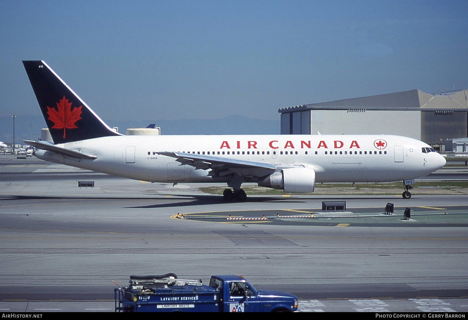 Aircraft Photo of C-GAVA | Boeing 767-233 | Air Canada | AirHistory.net #444916