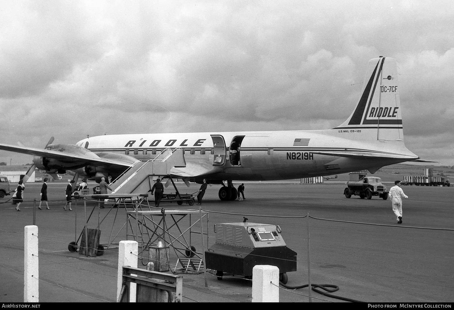 Aircraft Photo of N8219H | Douglas DC-7C(F) | Riddle Airlines | AirHistory.net #445093