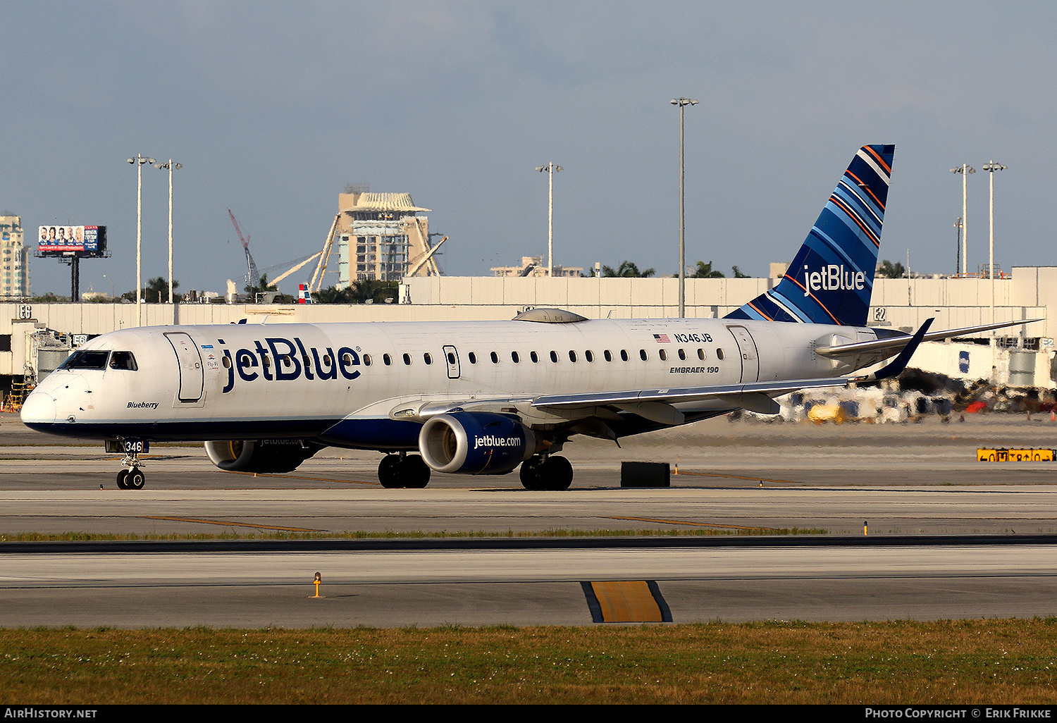 Aircraft Photo of N346JB | Embraer 190AR (ERJ-190-100IGW) | JetBlue Airways | AirHistory.net #445104