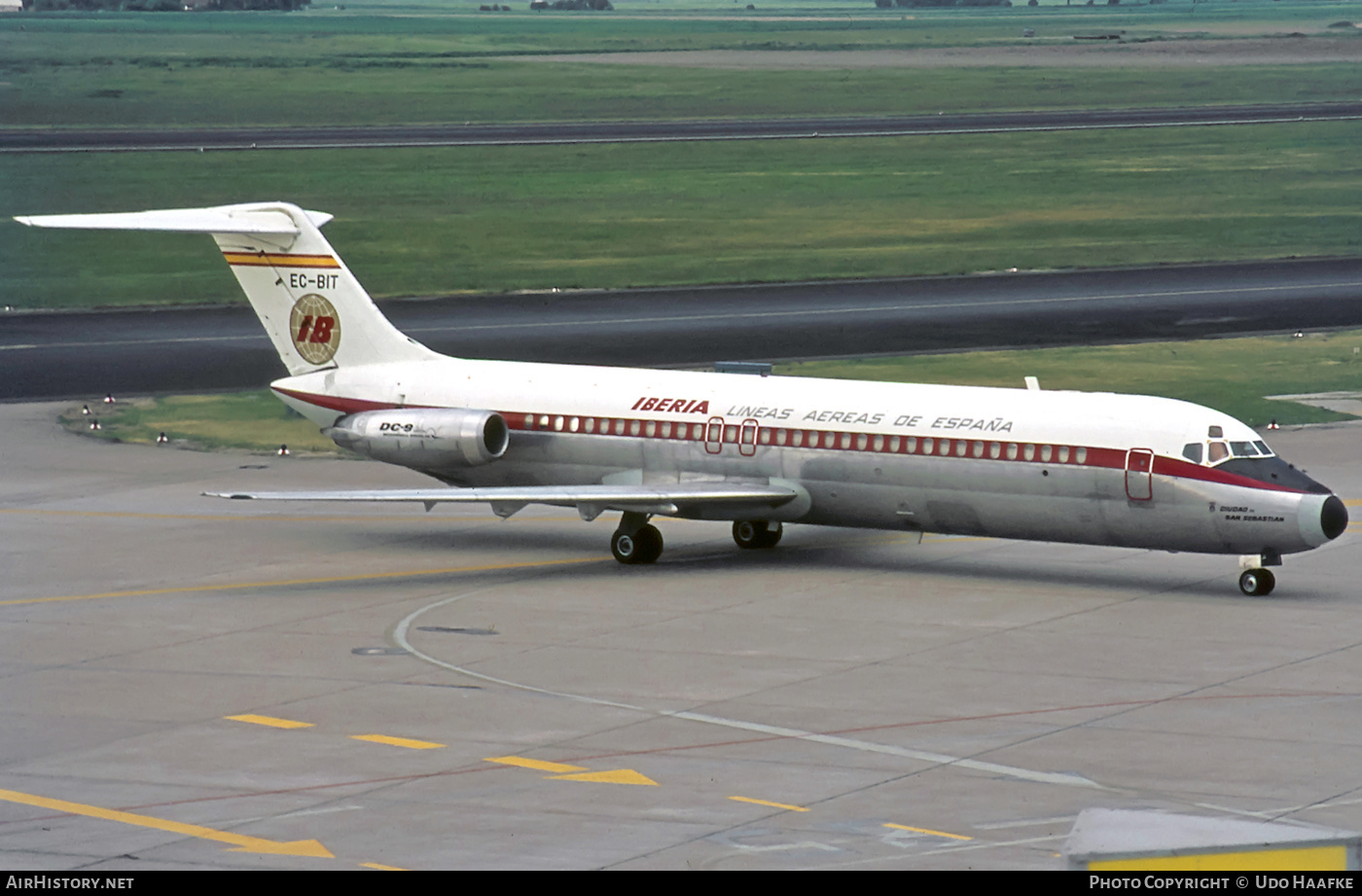Aircraft Photo of EC-BIT | McDonnell Douglas DC-9-32 | Iberia | AirHistory.net #445136