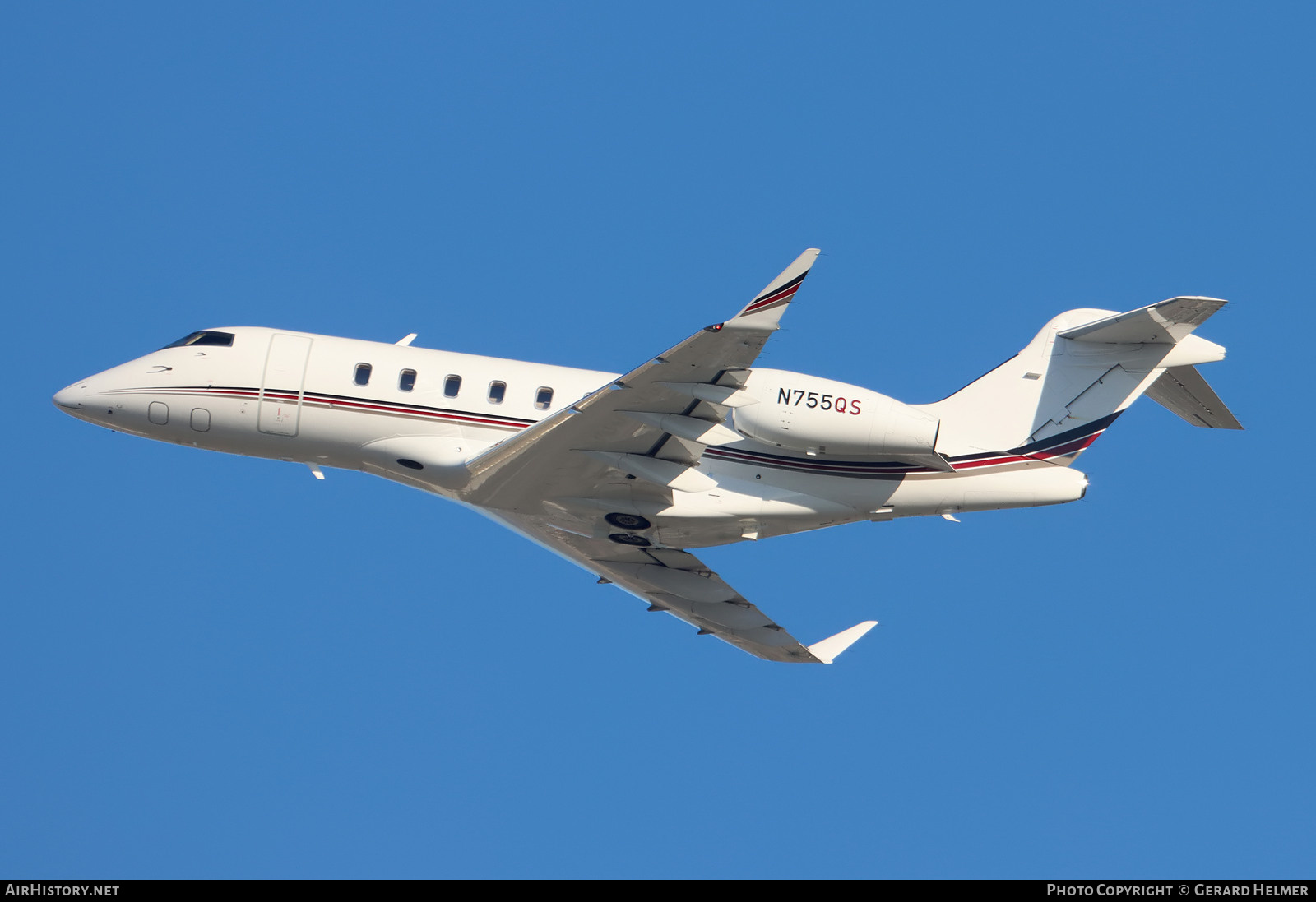 Aircraft Photo of N755QS | Bombardier Challenger 350 (BD-100-1A10) | AirHistory.net #445183