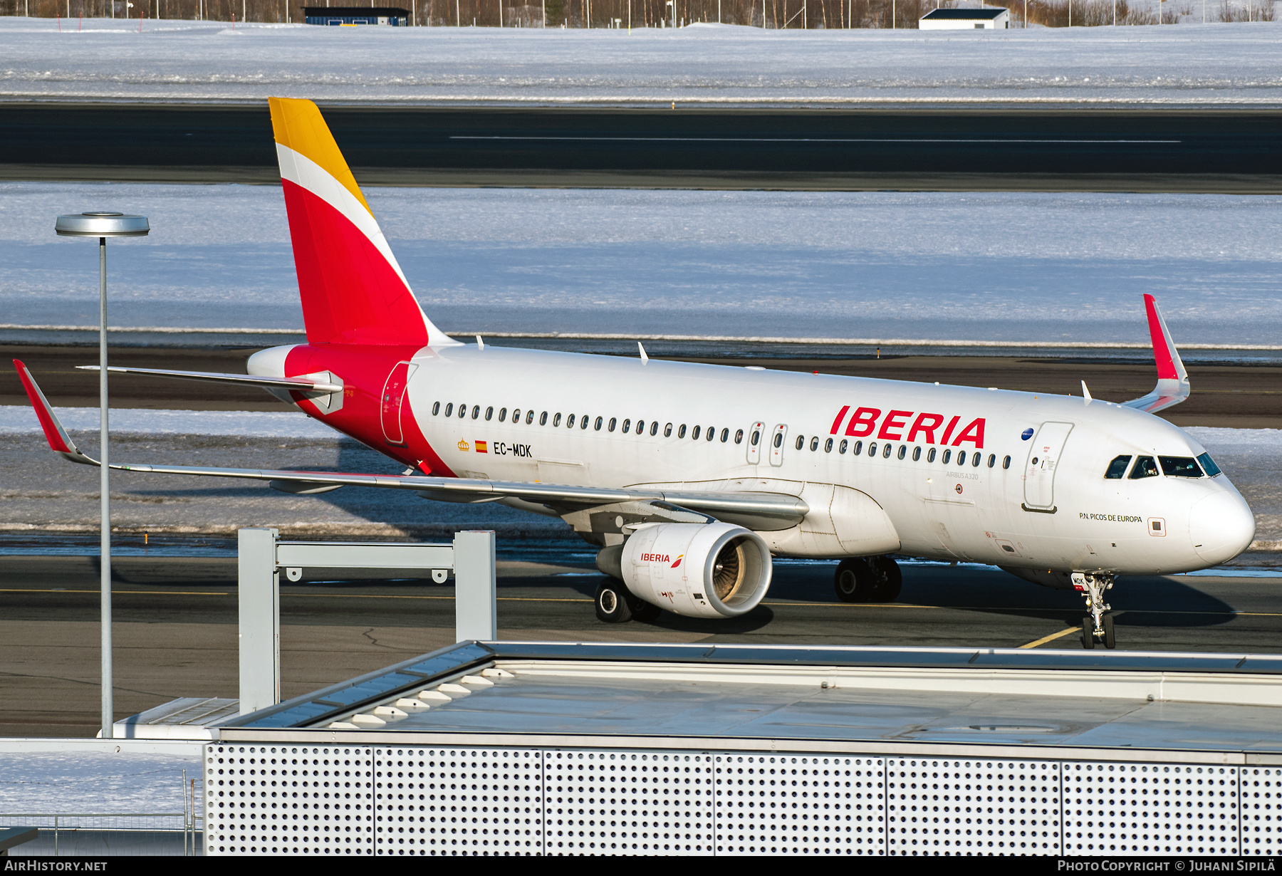 Aircraft Photo of EC-MDK | Airbus A320-214 | Iberia | AirHistory.net #445200