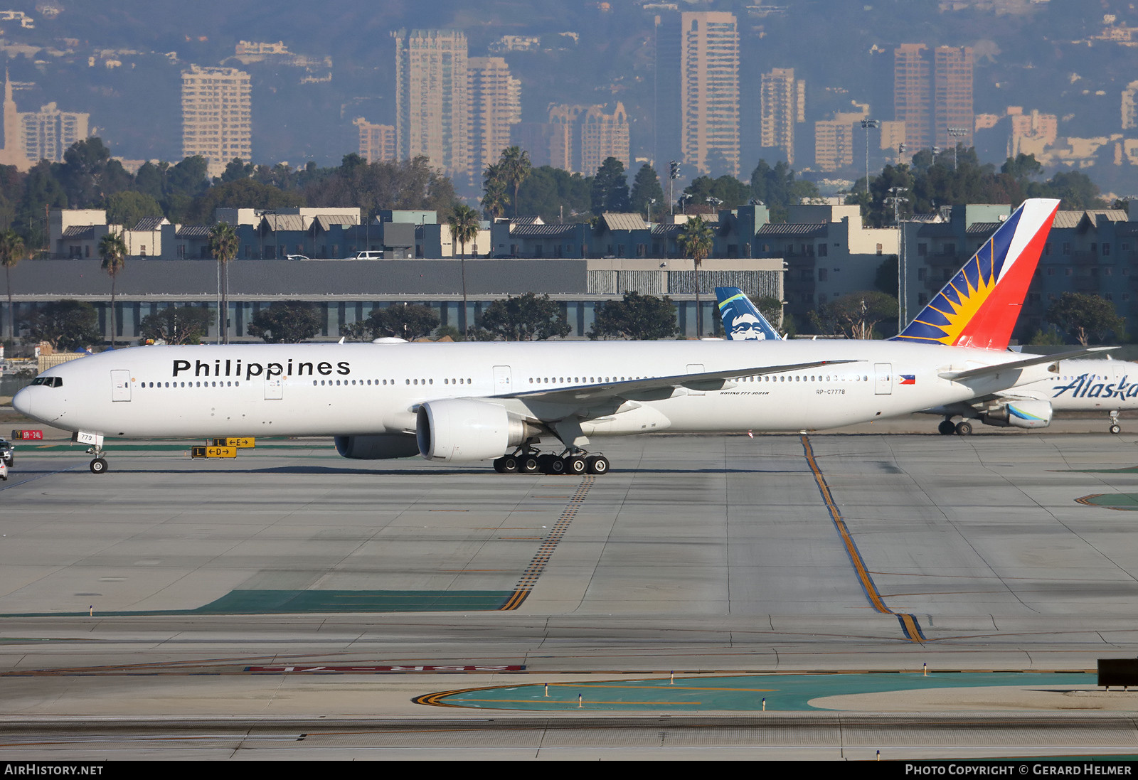 Aircraft Photo of RP-C7778 | Boeing 777-300/ER | Philippine Airlines | AirHistory.net #445235