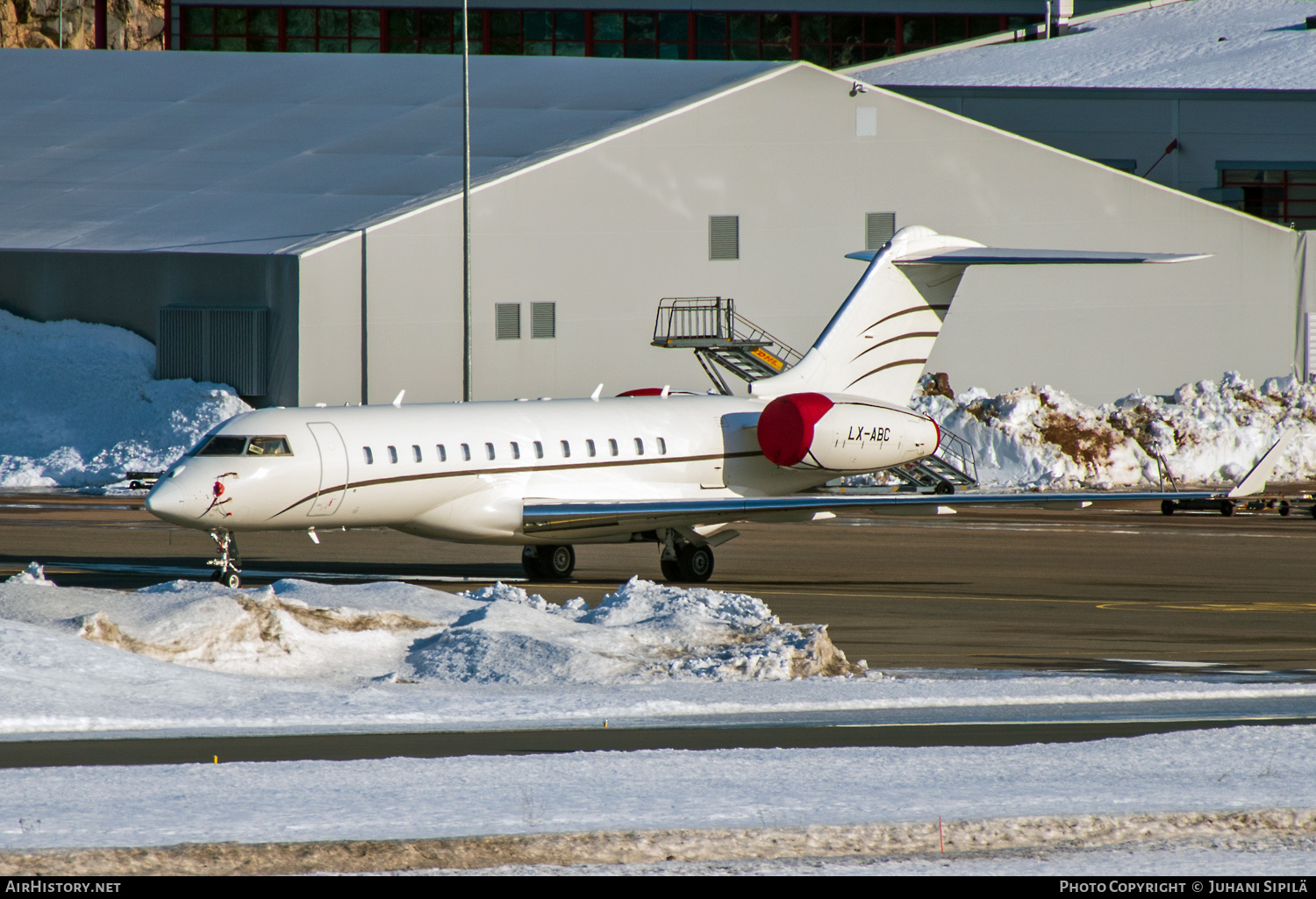 Aircraft Photo of LX-ABC | Bombardier Global Express XRS (BD-700-1A10) | AirHistory.net #445250
