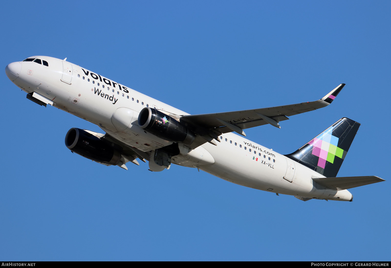Aircraft Photo of XA-VLL | Airbus A320-233 | Volaris | AirHistory.net #445258
