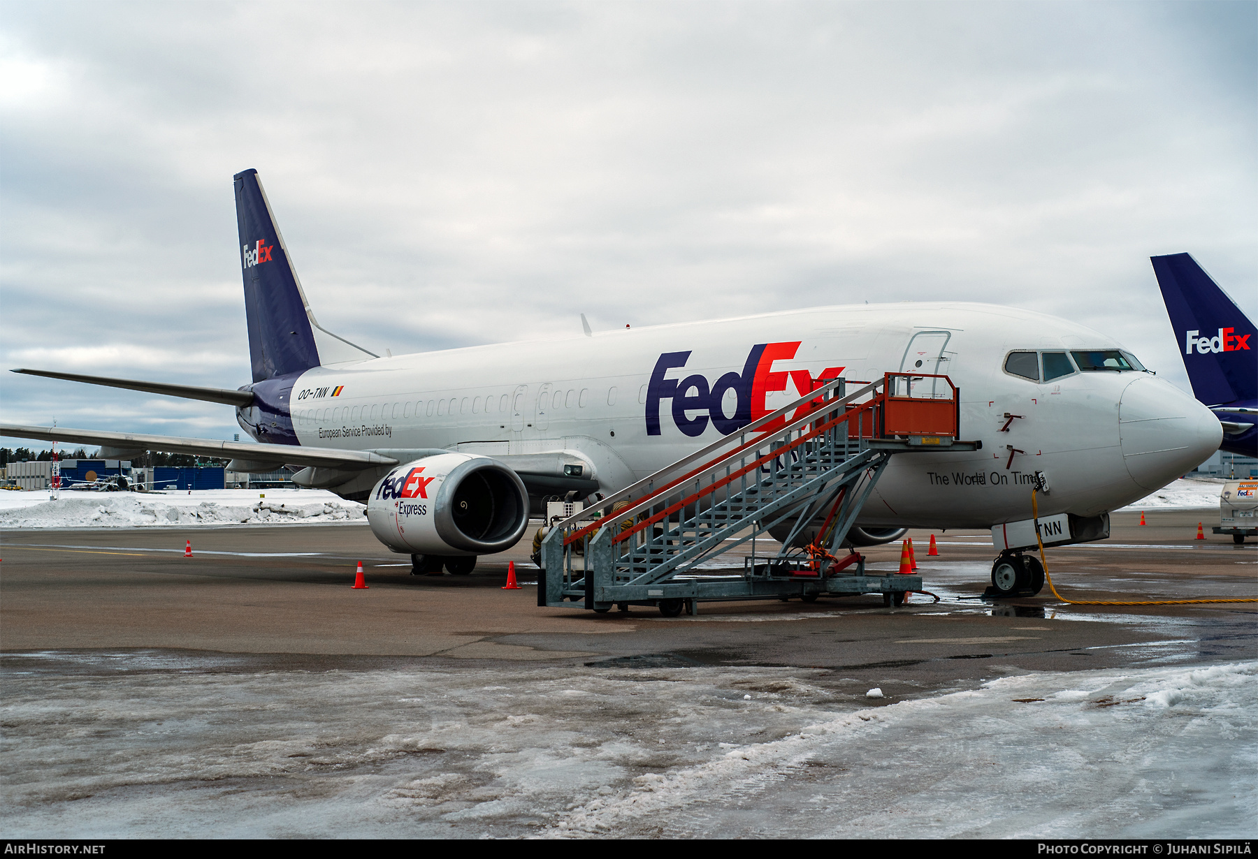 Aircraft Photo of OO-TNN | Boeing 737-45D(SF) | FedEx Express | AirHistory.net #445325