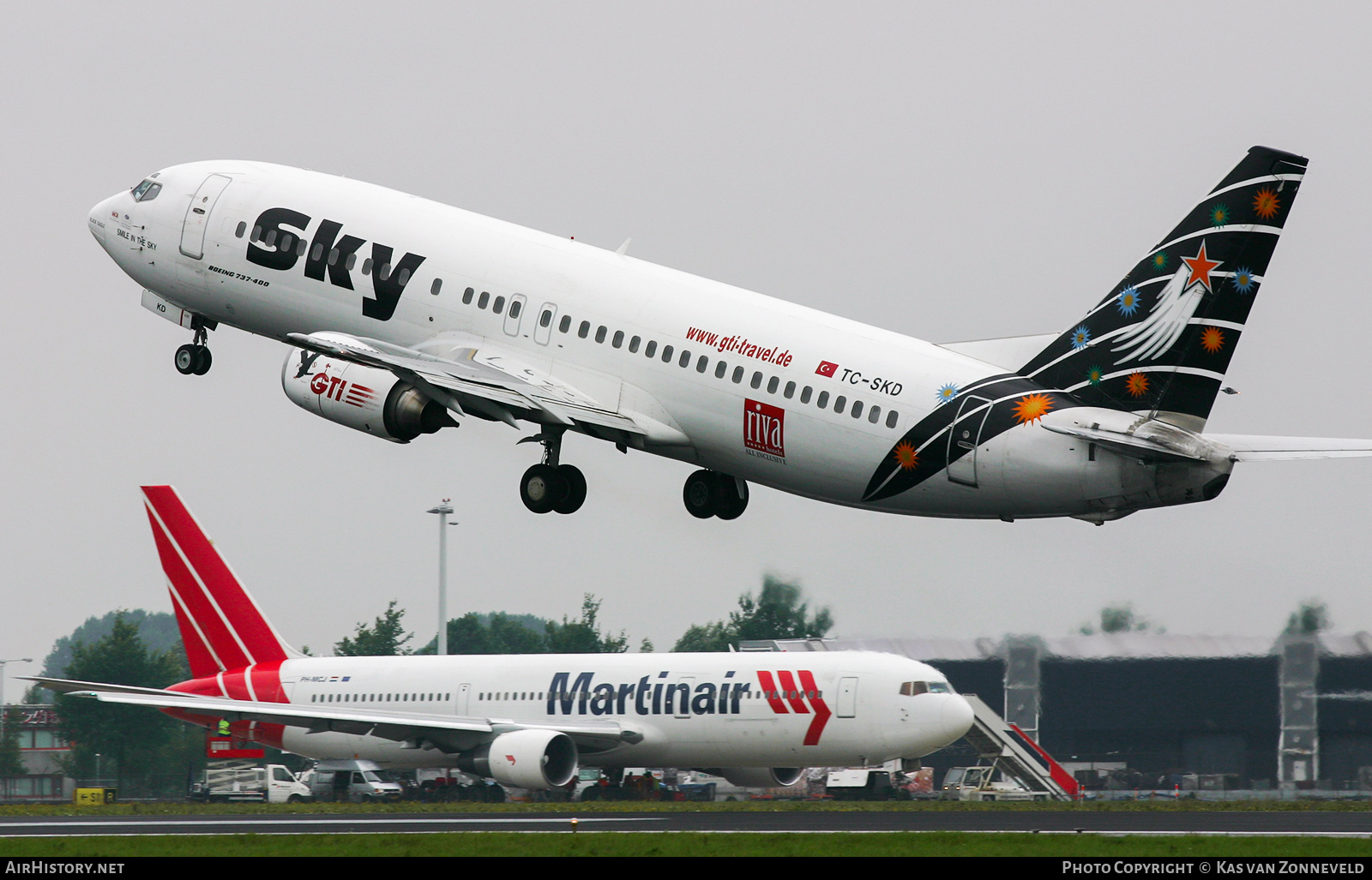 Aircraft Photo of TC-SKD | Boeing 737-4Q8 | Sky Airlines | AirHistory.net #445349