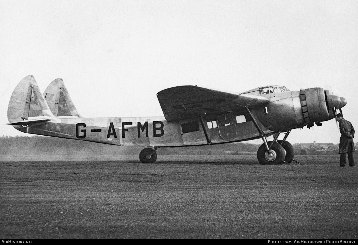 Aircraft Photo of G-AFMB | Cunliffe-Owen OA-1 | AirHistory.net #445421