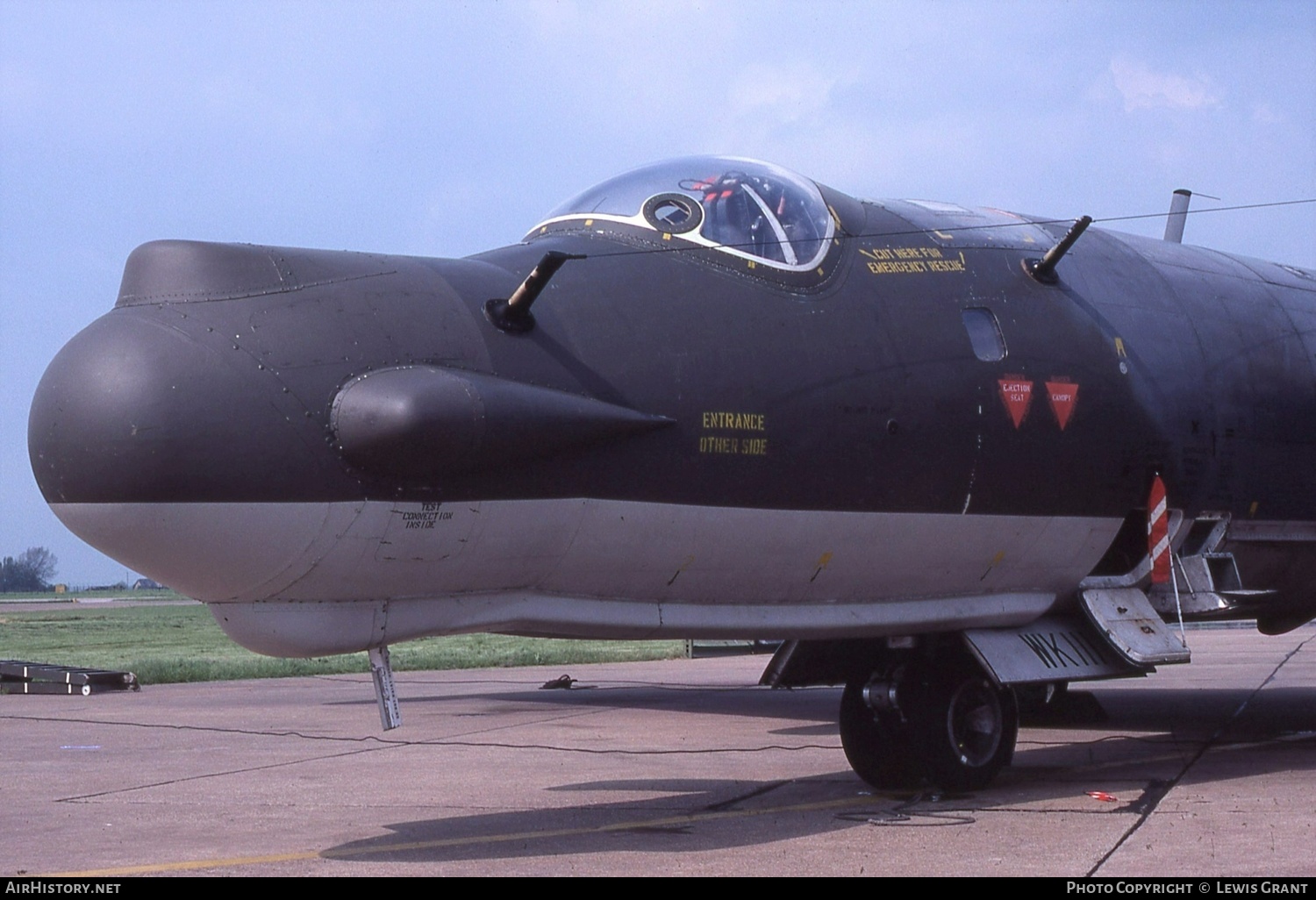 Aircraft Photo of WK111 | English Electric Canberra T17 | UK - Air Force | AirHistory.net #445512