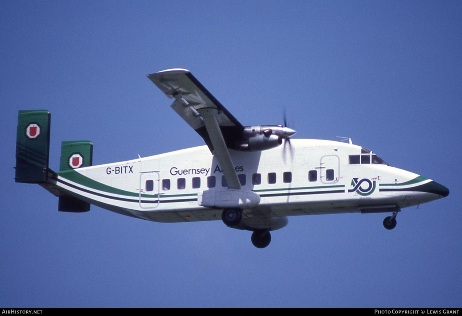Aircraft Photo of G-BITX | Short 330-200 | Guernsey Airlines | AirHistory.net #445529