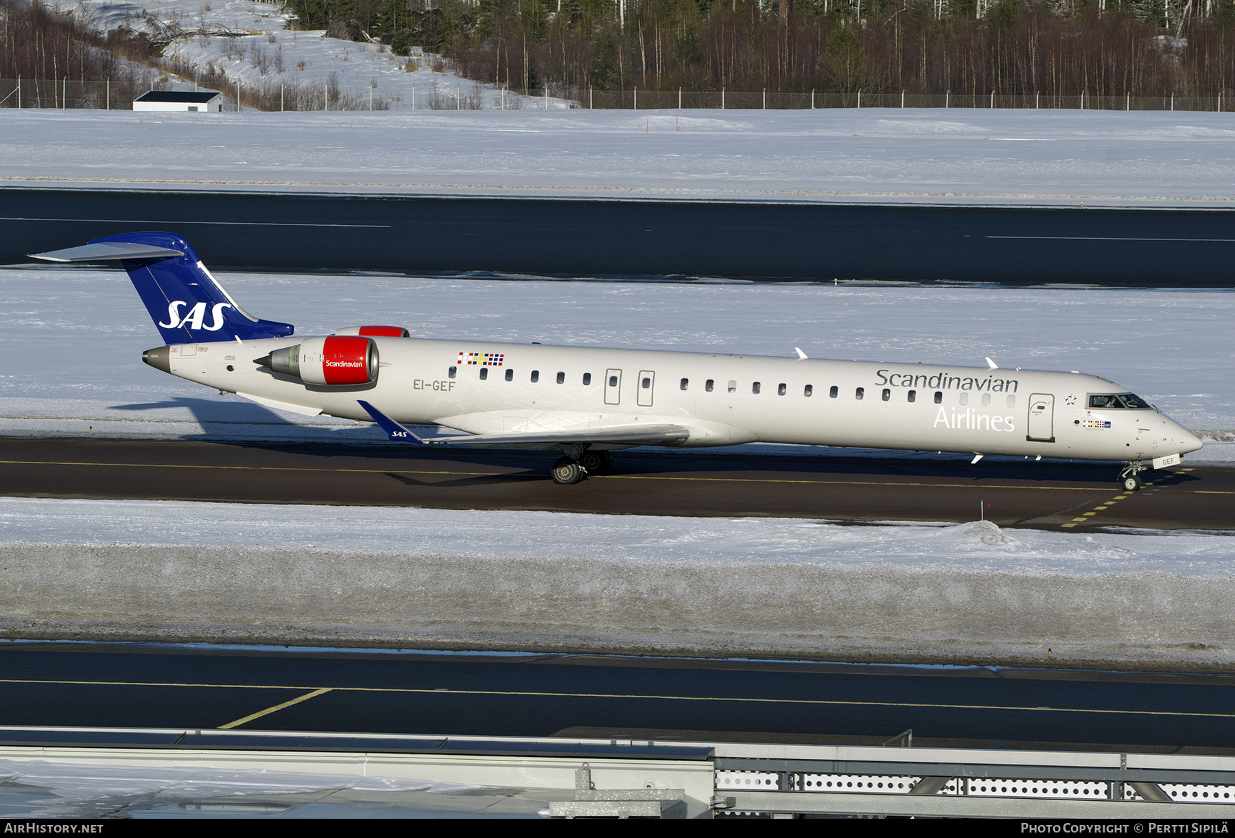 Aircraft Photo of EI-GEF | Bombardier CRJ-900LR (CL-600-2D24) | Scandinavian Airlines - SAS | AirHistory.net #445551