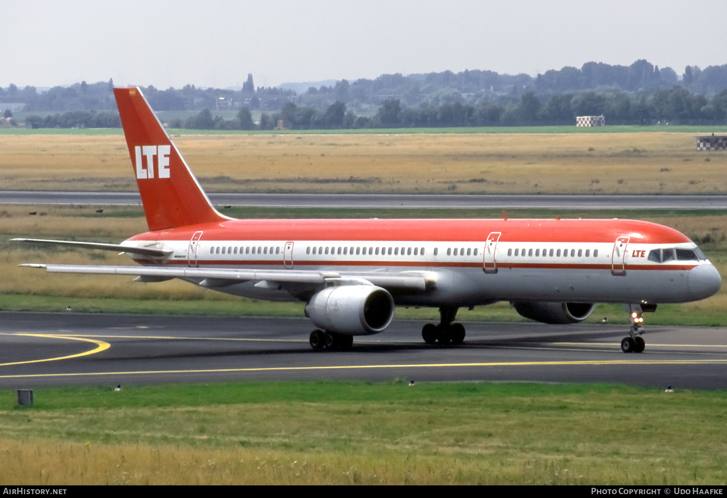 Aircraft Photo of EC-EFX | Boeing 757-2G5 | LTE International Airways | AirHistory.net #445770