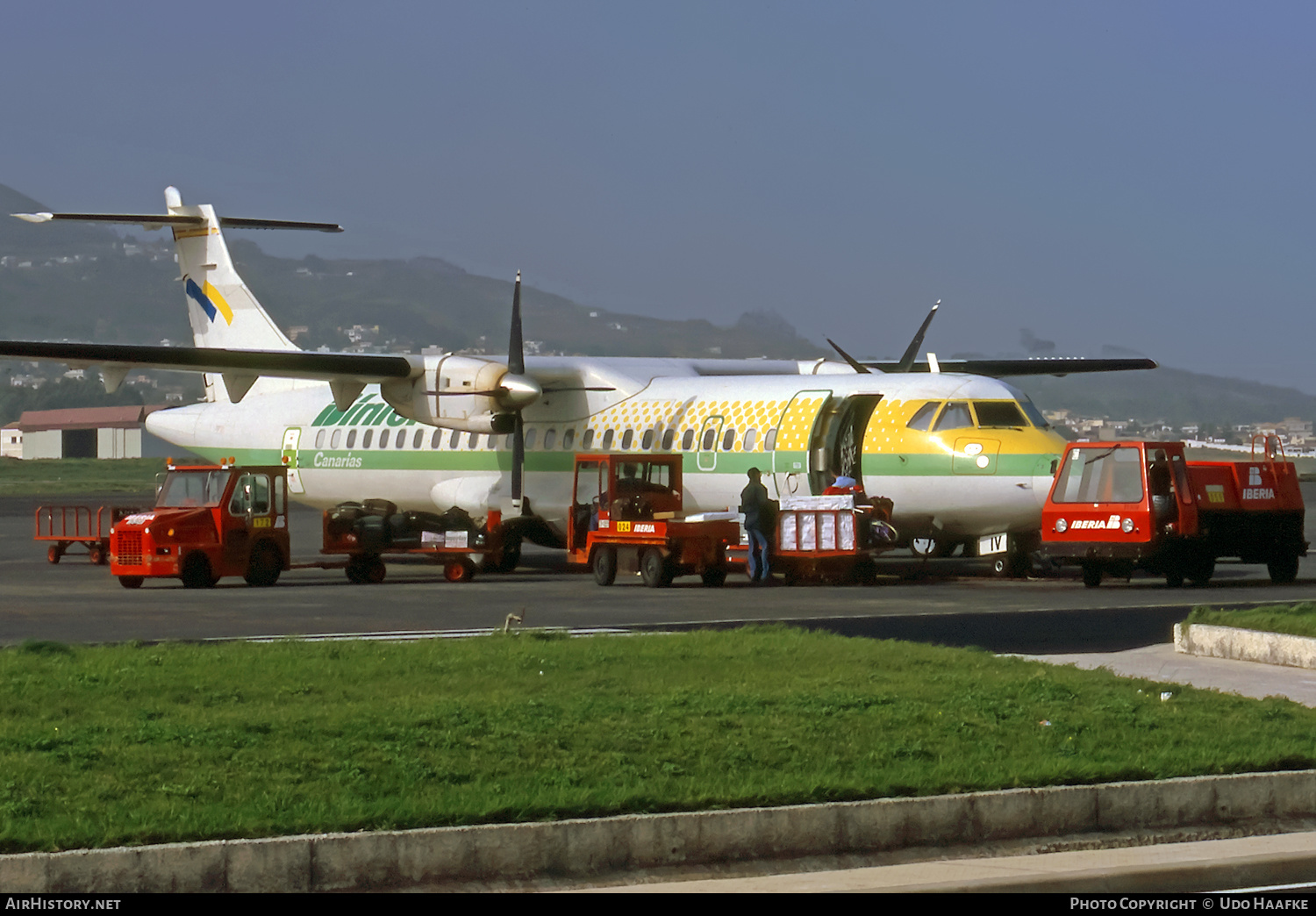 Aircraft Photo of EC-FIV | ATR ATR-72-201 | Binter Canarias | AirHistory.net #445822