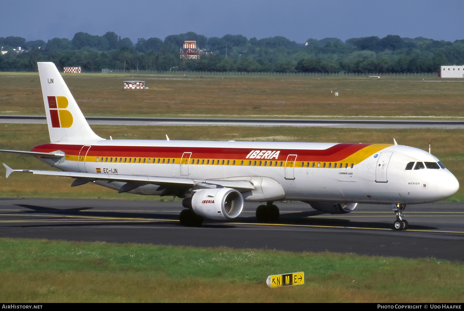 Aircraft Photo of EC-IJN | Airbus A321-212 | Iberia | AirHistory.net #445823
