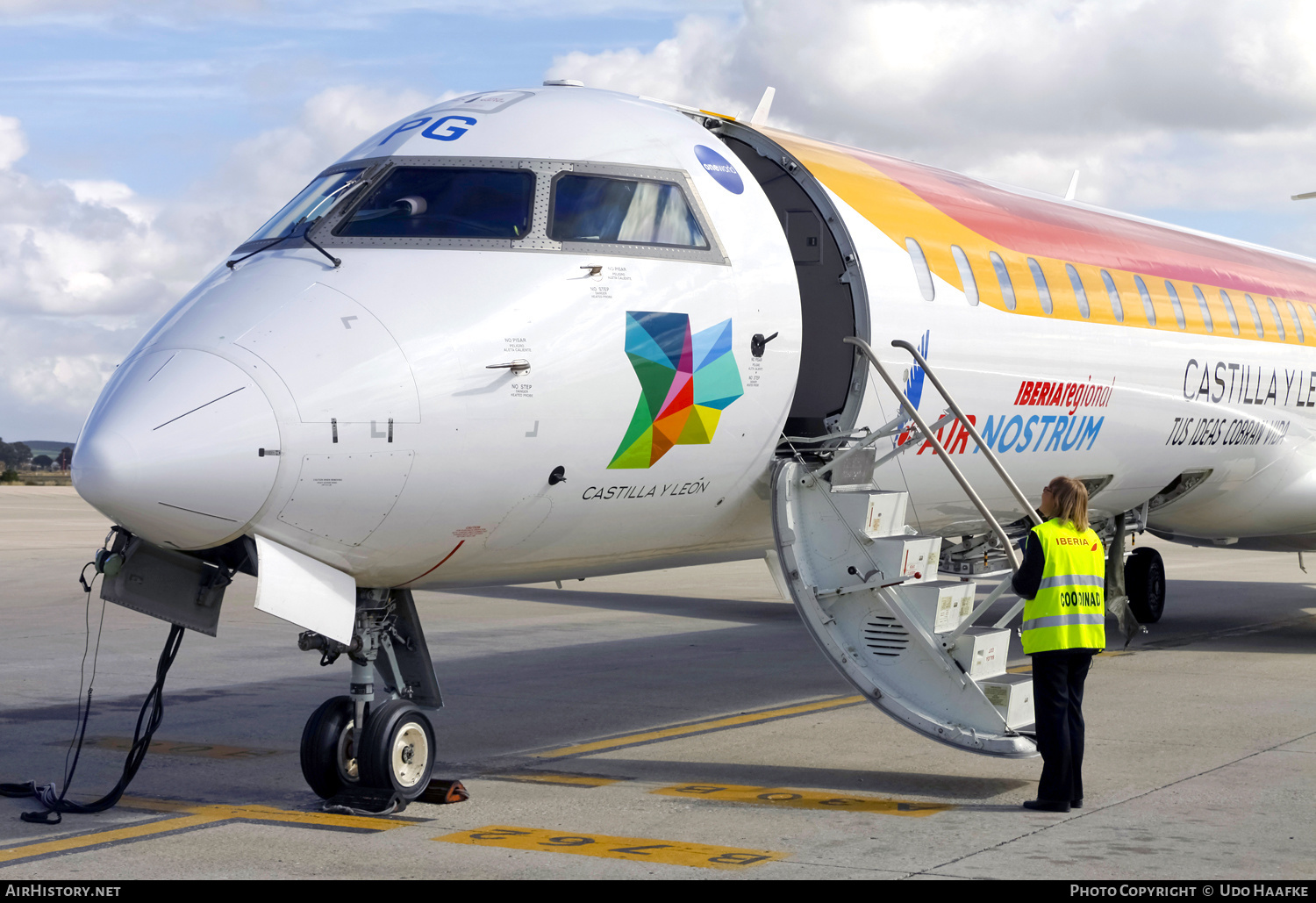 Aircraft Photo of EC-LPG | Bombardier CRJ-1000 (CL-600-2E25) | Iberia Regional | AirHistory.net #445858