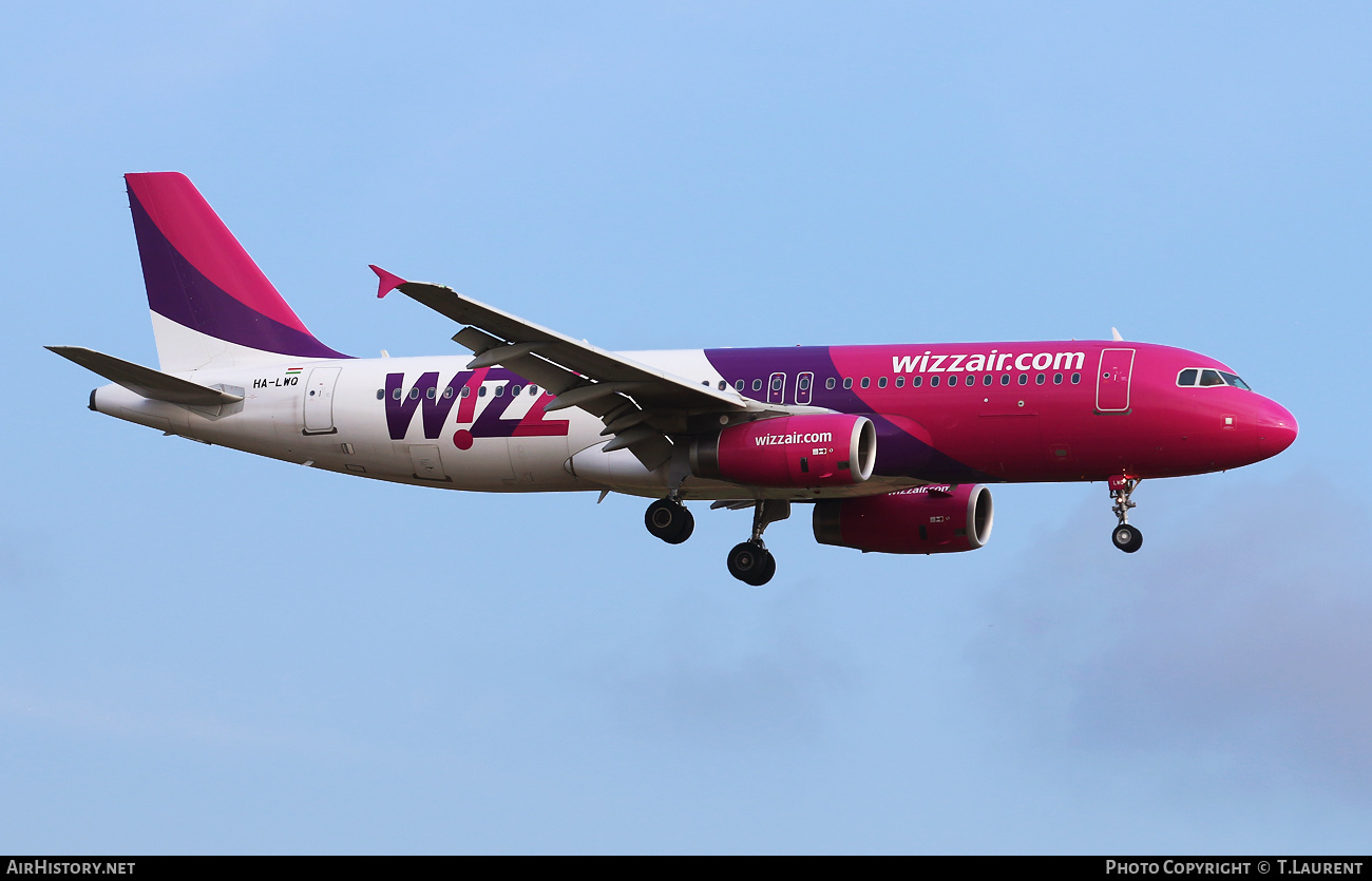 Aircraft Photo of HA-LWQ | Airbus A320-232 | Wizz Air | AirHistory.net #445889